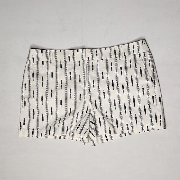 Ann Taylor LOFT Boho Aztec print short - Picture 1 of 10